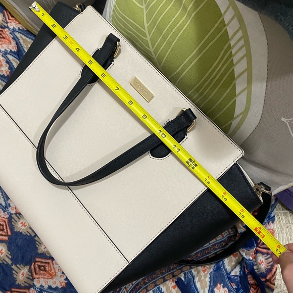 Kate Spade Purse - Picture 6 of 6